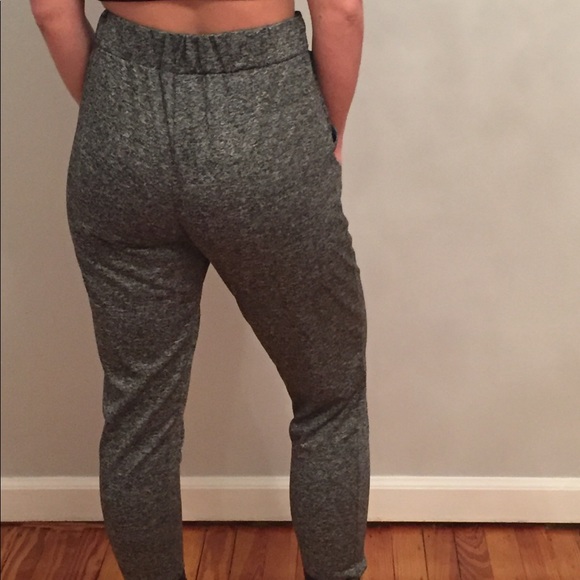Athleisure semi harem pant - Picture 3 of 4